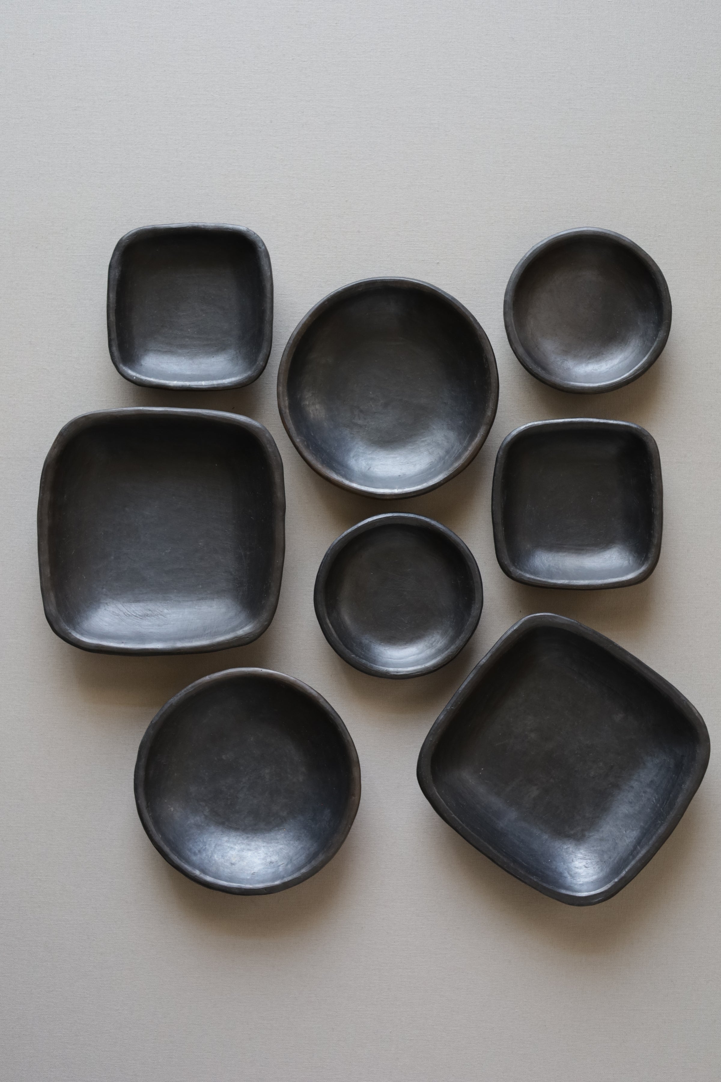 black pottery | morozumi online