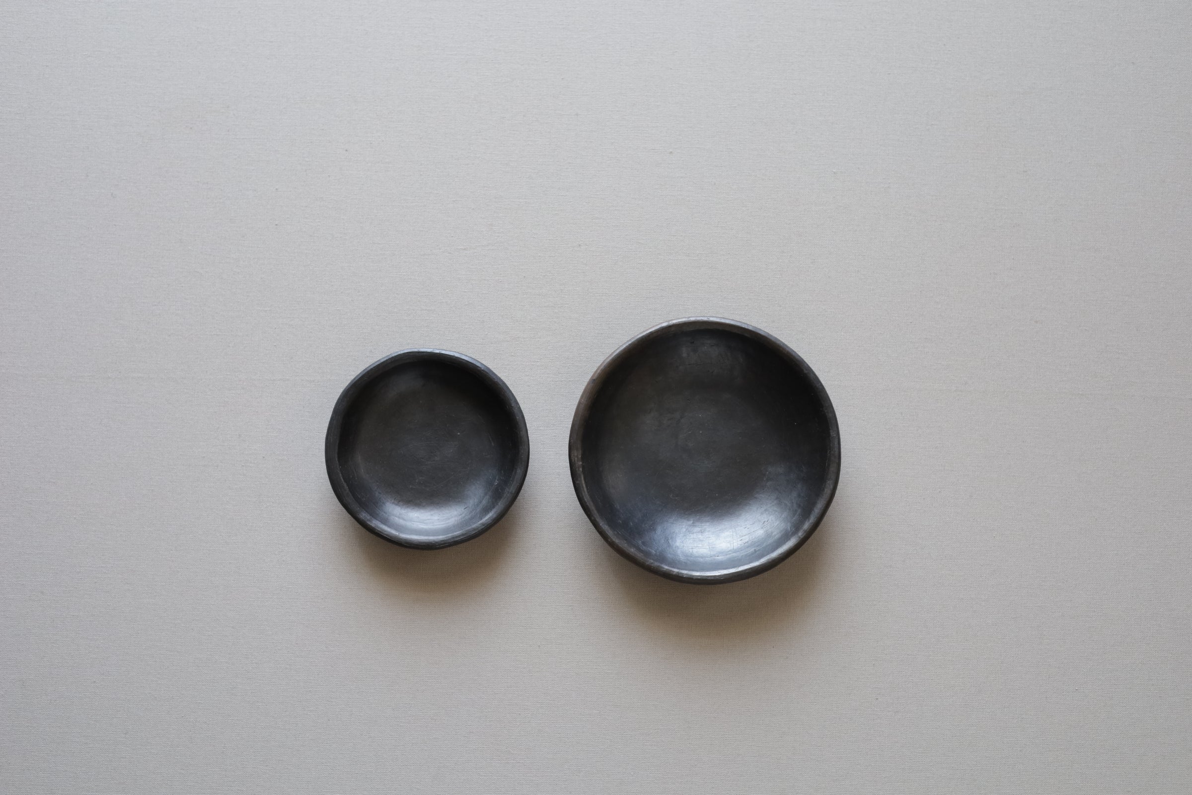 black pottery | morozumi online